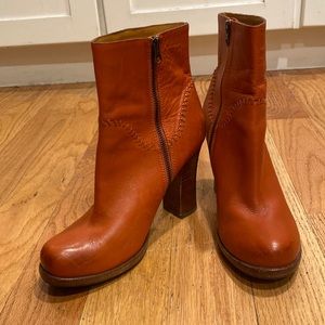 Worn once! Beautiful, comfortable Kork-Ease boots retailing at $195.